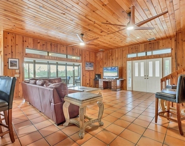 51 Palm Drive - Photo Thumbnail 9