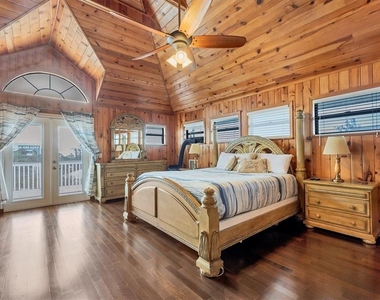 51 Palm Drive - Photo Thumbnail 16
