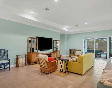 8936 Scallop Way - Photo Thumbnail 8