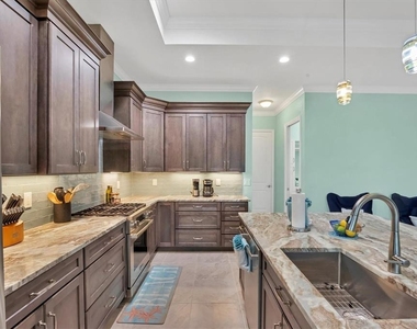 8936 Scallop Way - Photo Thumbnail 16