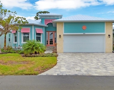 8936 Scallop Way - Photo Thumbnail 3