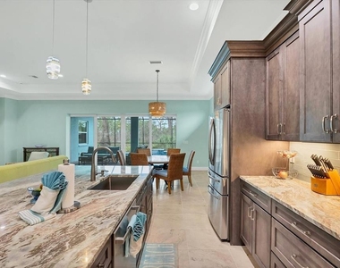 8936 Scallop Way - Photo Thumbnail 15