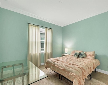 8936 Scallop Way - Photo Thumbnail 25