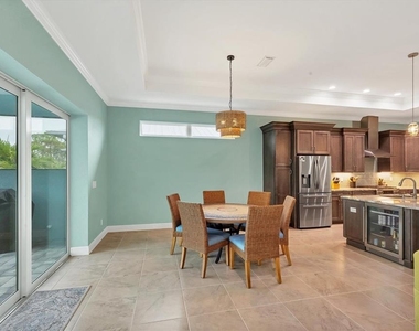 8936 Scallop Way - Photo Thumbnail 18
