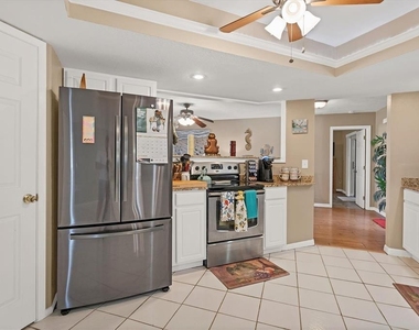 4154 Jennings Boulevard Port - Photo Thumbnail 10