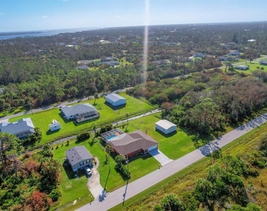 4154 Jennings Boulevard Port - Photo Thumbnail 1