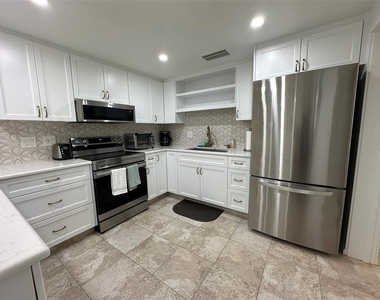 1575 Loralin Drive - Photo Thumbnail 9