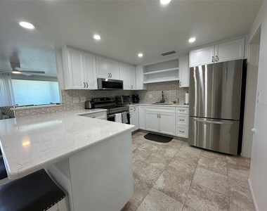 1575 Loralin Drive - Photo Thumbnail 10