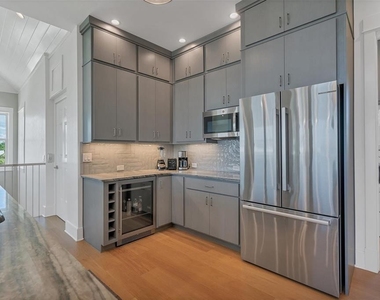 300 Gasparilla Street - Photo Thumbnail 18
