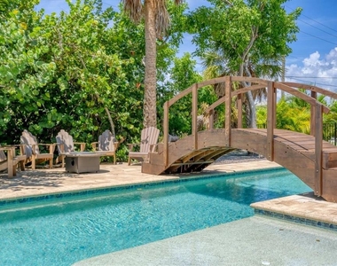 300 Gasparilla Street - Photo Thumbnail 37