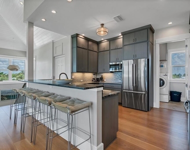 300 Gasparilla Street - Photo Thumbnail 17