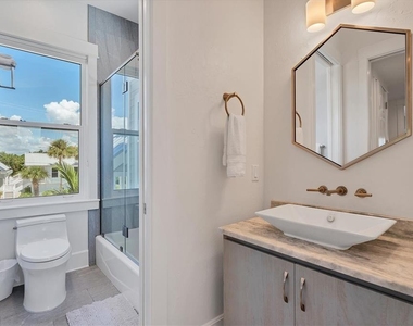 300 Gasparilla Street - Photo Thumbnail 34
