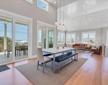 300 Gasparilla Street - Photo Thumbnail 4