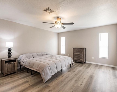 3036 Abbington Street - Photo Thumbnail 22