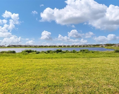 8757 Saint Kitts Circle - Photo Thumbnail 25