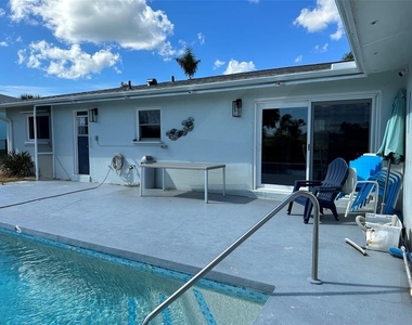 45 Oakland Hills Court - Photo Thumbnail 8