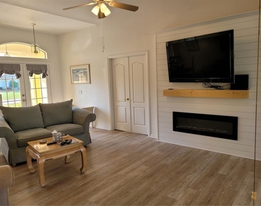 72 Long Meadow Court - Photo Thumbnail 4