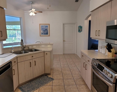 72 Long Meadow Court - Photo Thumbnail 8