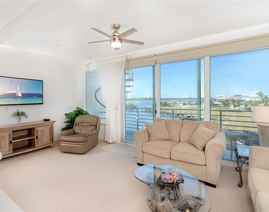 8280 Harborside Circle - Photo Thumbnail 9