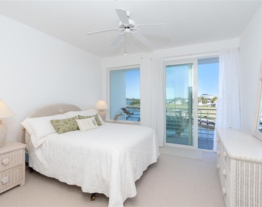 8280 Harborside Circle - Photo Thumbnail 17