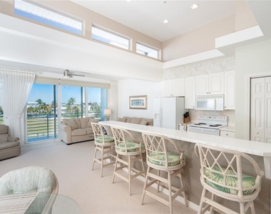 8280 Harborside Circle - Photo Thumbnail 8