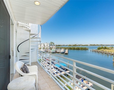 8280 Harborside Circle - Photo Thumbnail 11