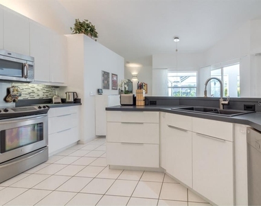 26 Long Meadow Lane - Photo Thumbnail 9