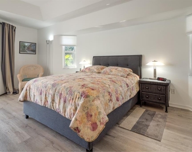 26 Long Meadow Lane - Photo Thumbnail 16