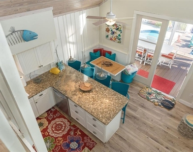 210 Bocilla Drive - Photo Thumbnail 27