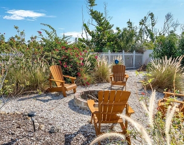 210 Bocilla Drive - Photo Thumbnail 45