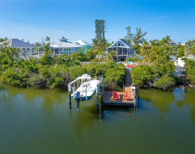 210 Bocilla Drive - Photo Thumbnail 64