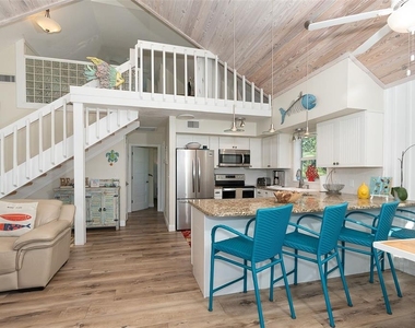 210 Bocilla Drive - Photo Thumbnail 17