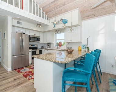 210 Bocilla Drive - Photo Thumbnail 18