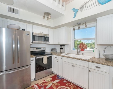 210 Bocilla Drive - Photo Thumbnail 22