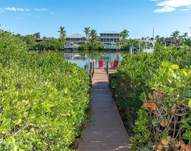 210 Bocilla Drive - Photo Thumbnail 53