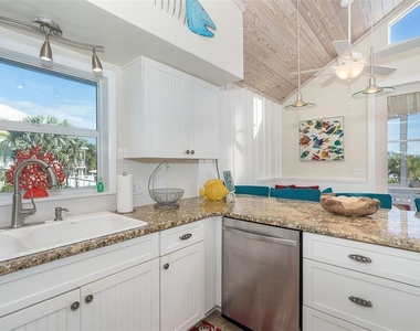 210 Bocilla Drive - Photo Thumbnail 23