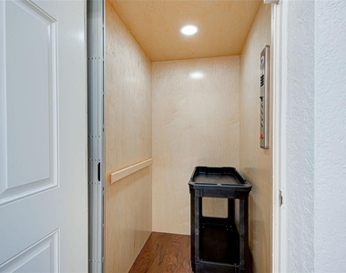 10345 Longshore Road - Photo Thumbnail 6