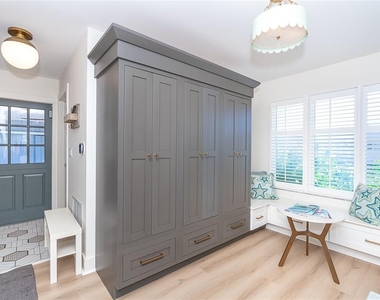 320 Anchor Row - Photo Thumbnail 14
