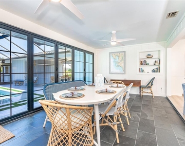 320 Anchor Row - Photo Thumbnail 7