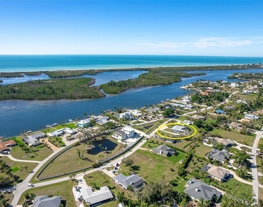 320 Anchor Row - Photo Thumbnail 39
