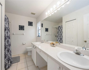 107 Cottage Place - Photo Thumbnail 14