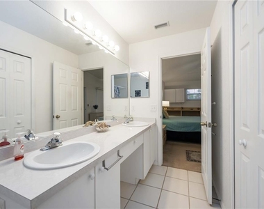 107 Cottage Place - Photo Thumbnail 15