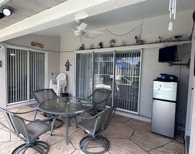 107 Cottage Place - Photo Thumbnail 11