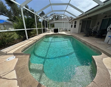 107 Cottage Place - Photo Thumbnail 2