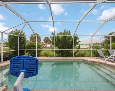 107 Cottage Place - Photo Thumbnail 26