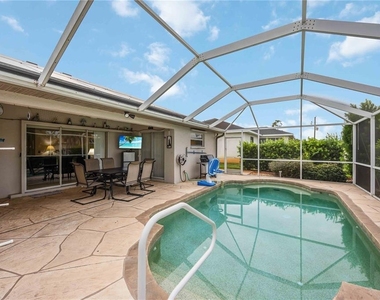 107 Cottage Place - Photo Thumbnail 25