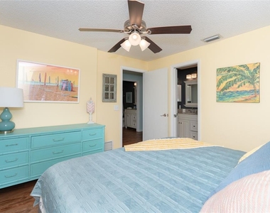 9542 Rum Runner Road - Photo Thumbnail 17