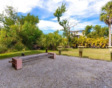 9542 Rum Runner Road - Photo Thumbnail 28