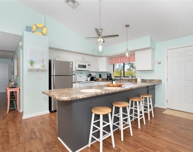 9542 Rum Runner Road - Photo Thumbnail 11