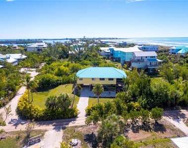 9542 Rum Runner Road - Photo Thumbnail 31